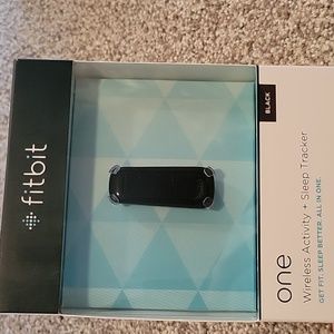 fitbit one (brand new)